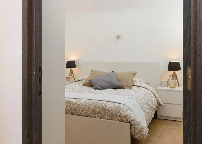 Appartement De Standing 8 Personnes Centre Historique De Colmar